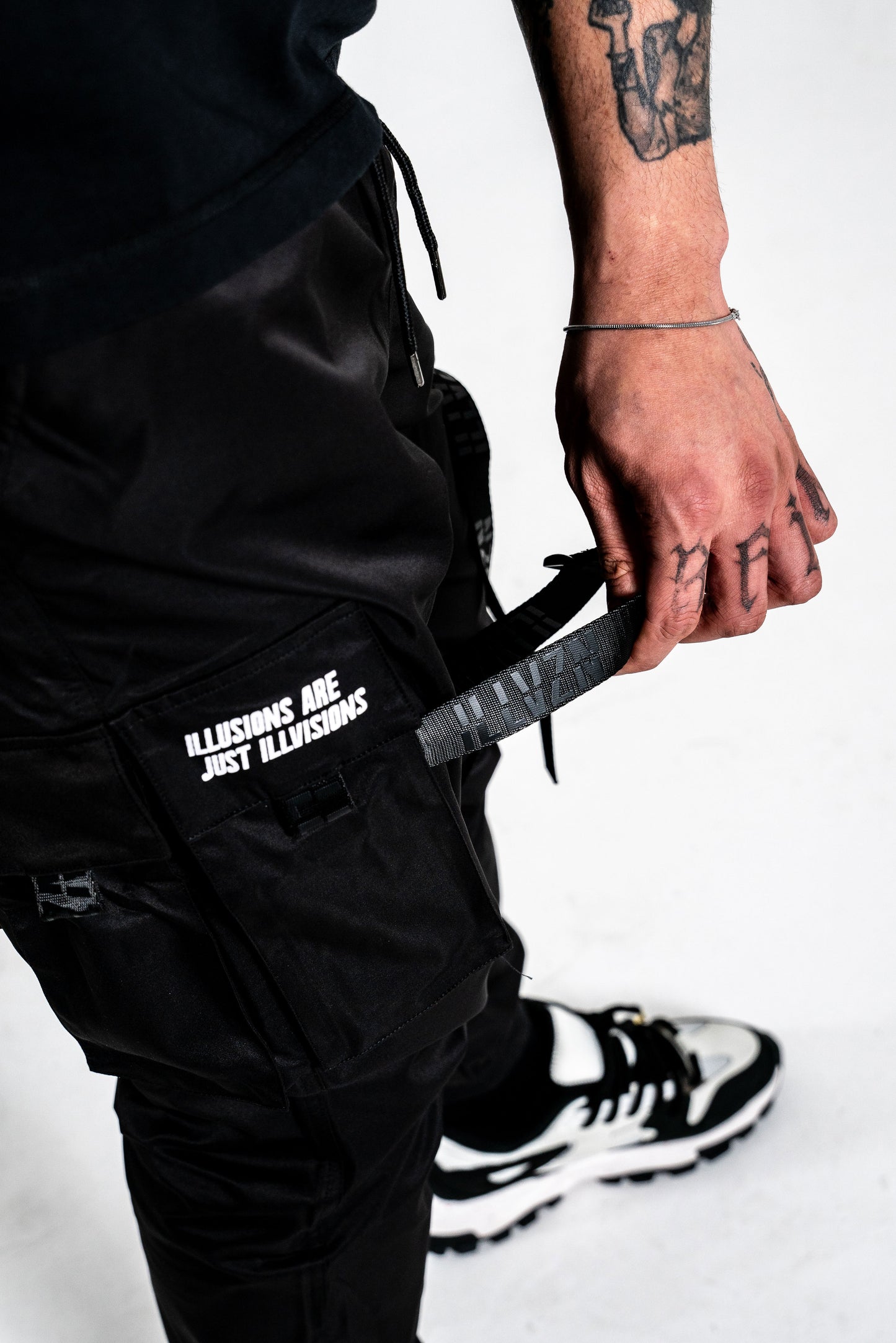 OG Cargo Joggers – Black
