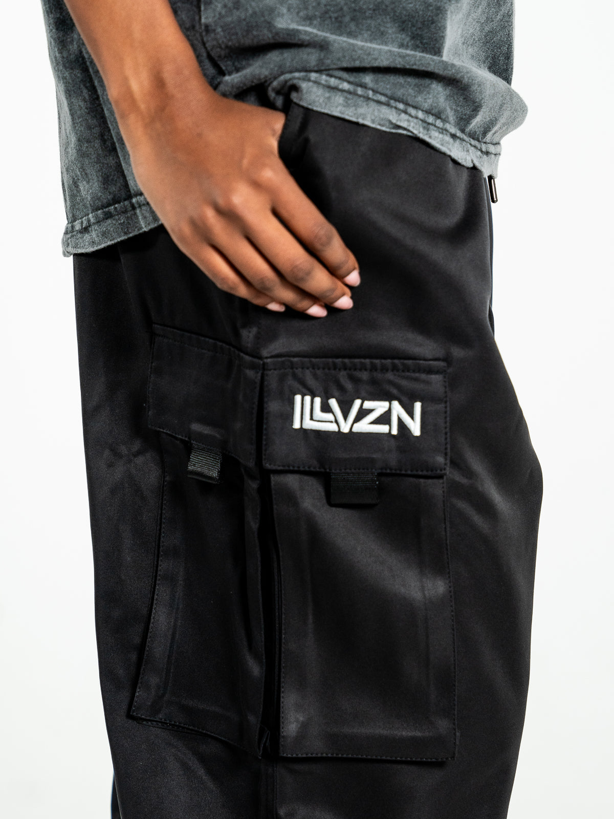 Strapless Cargo Joggers – Black