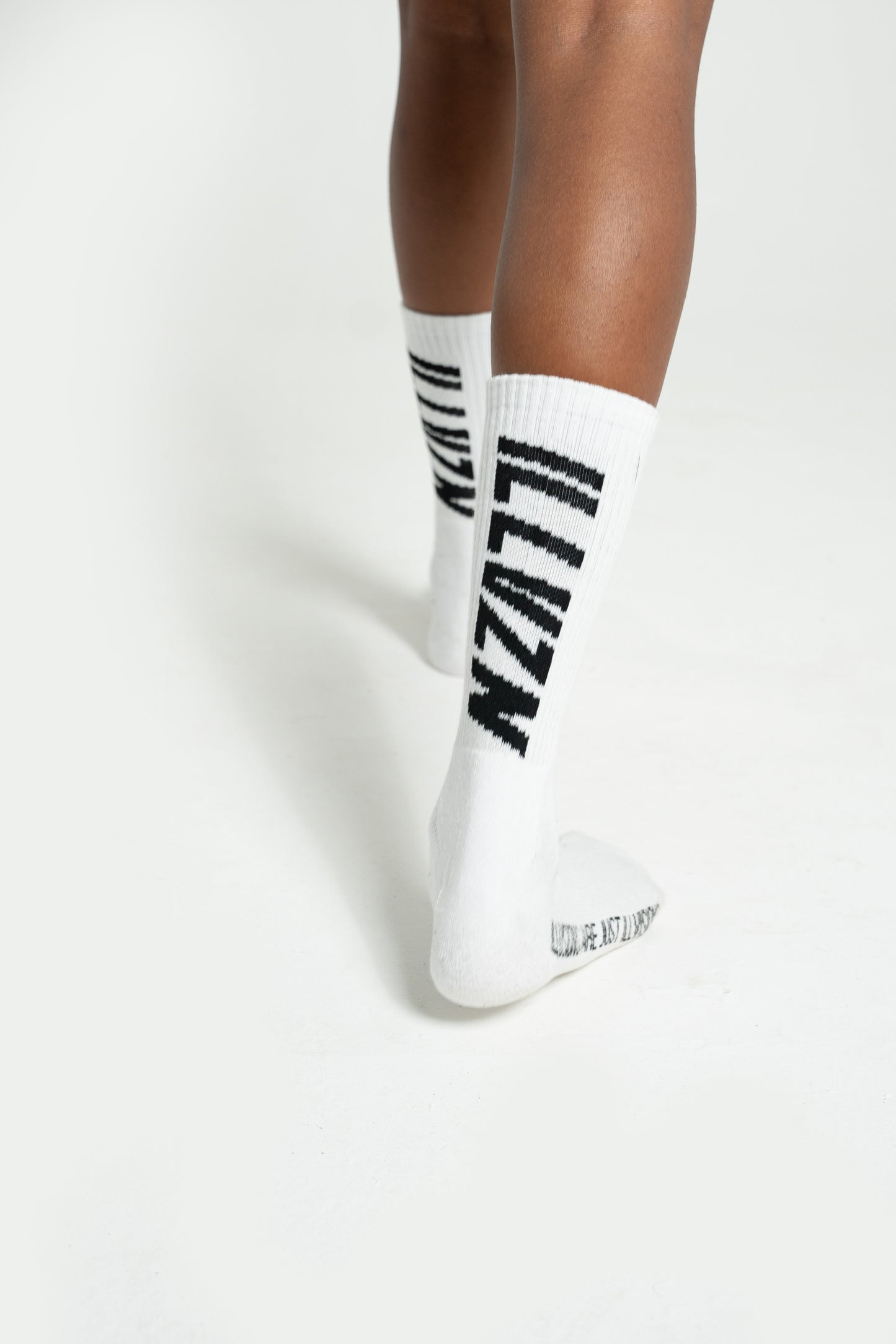 SOCKS | WHITE & BLACK